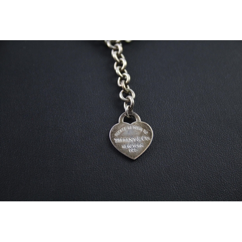 174 - Silver necklace with heart tag by designer Tiffany & Co (27g)