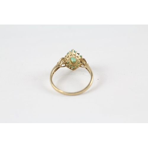 32 - 9ct gold diamond & emerald cluster ring (2.4g) AS SEEN - SNAPPED Size  DAMAGED