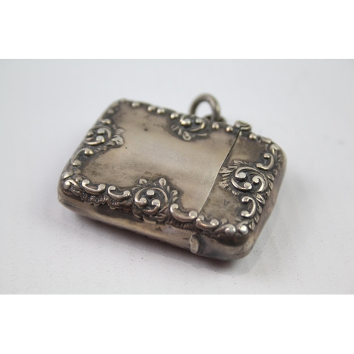 330 - Antique Victorian 1897 Birmingham Sterling Silver Vetsa / Match Case (25g)