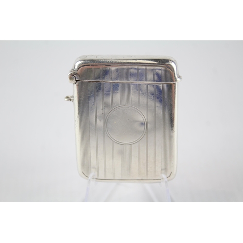 346 - Vintage Hallmarked 1922 Birmingham Sterling Silver Vesta / Match Case (27g)