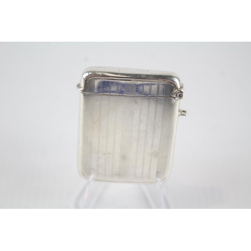 346 - Vintage Hallmarked 1922 Birmingham Sterling Silver Vesta / Match Case (27g)