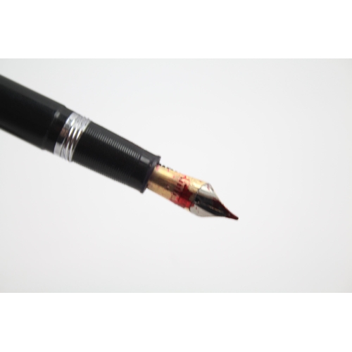 394 - Vintage SHEAFFER Snorkel Black Fountain Pen w/ 14ct Gold Nib WRITING