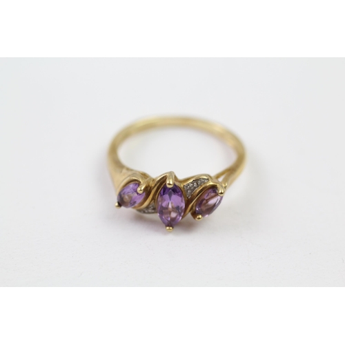 45 - 9ct gold amethyst three stone ring with diamond accent (2.7g) Size  P+1/2