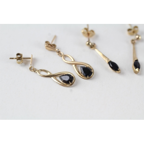 85 - 3 x 9ct gold sapphire earrings (2.6g)