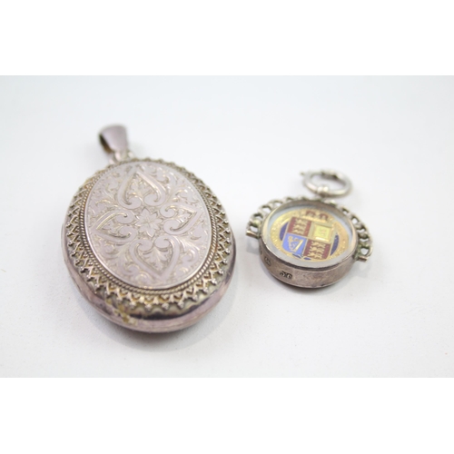 185 - Antique Victorian sterling silver pendants including locket, coin (25g)