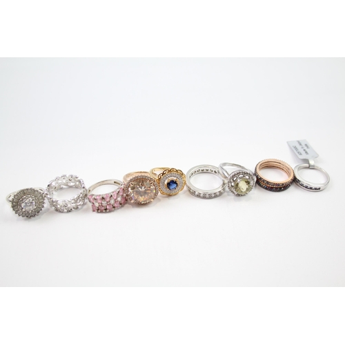 212 - A collection of sterling silver cubic zirconia rings (45g)