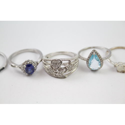 220 - A collection of sterling silver gemstone rings including diamond (26g)