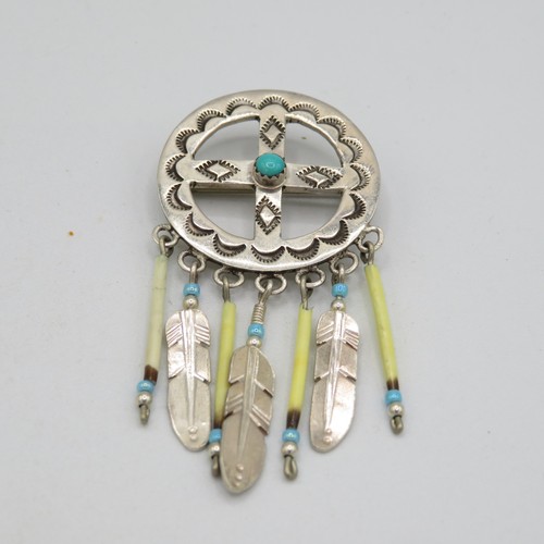 176 - A collection of sterling silver native American Navajo jewellery (32g)