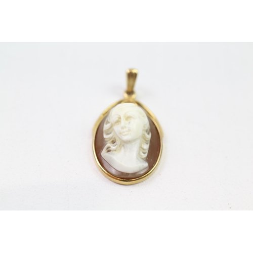 129 - 9ct gold vintage shell cameo pendant (3.8g)