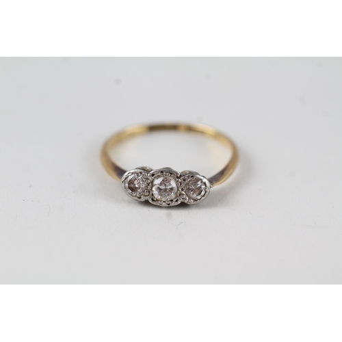 152 - 18ct gold antique diamond three stone ring (2.1g) Size  L