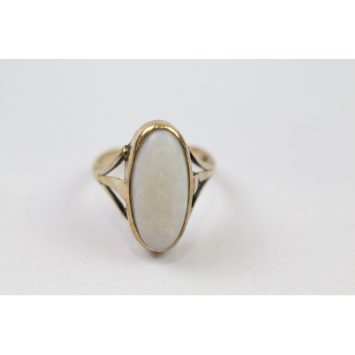 18 - 9ct gold vintage opal dress ring (4g) Size  N