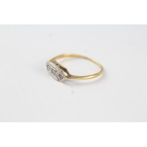 30 - 18ct gold 1920's/1930's platinum set diamond ring (1.5g) Size  M