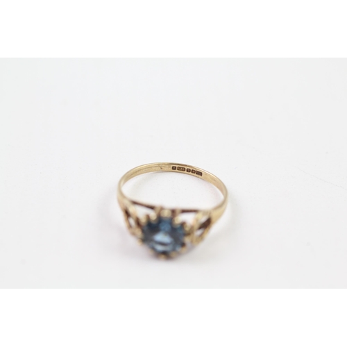 71 - 9ct gold vintage synthetic blue spinel solitaire ring (2.1g) Size  O