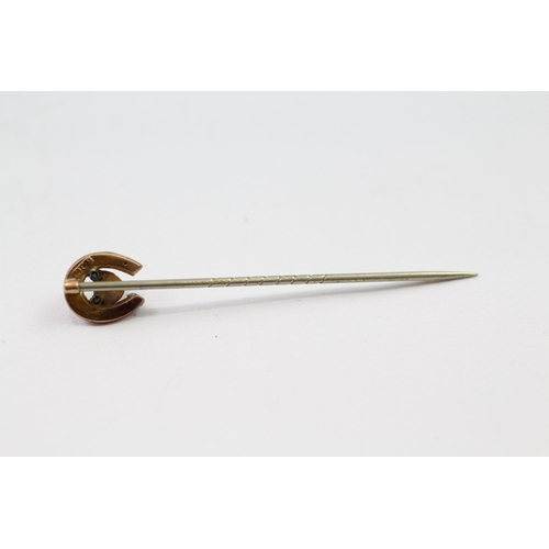 78 - 9ct gold fox head & horseshoe stick pin with base pin (0.9g)