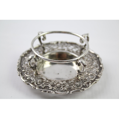 275 - Antique / Vintage Stamped .800 Continental Silver Ornate Tea Strainer (128g)