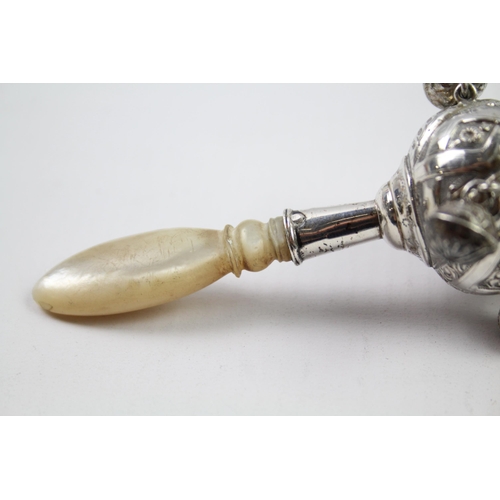 286 - Antique / Vintage .850 Silver Babt's Rattle / Whistle w/ MOP Handle (32g)