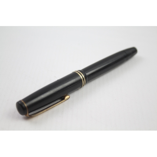 351 - Vintage PARKER Victory Black FOUNTAIN PEN w/ 14ct Gold Nib WRITING