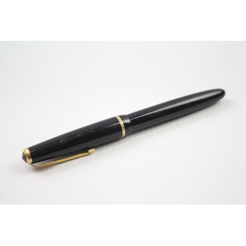 352 - Vintage PARKER Victory Black FOUNTAIN PEN w/ 14ct Gold Nib WRITING