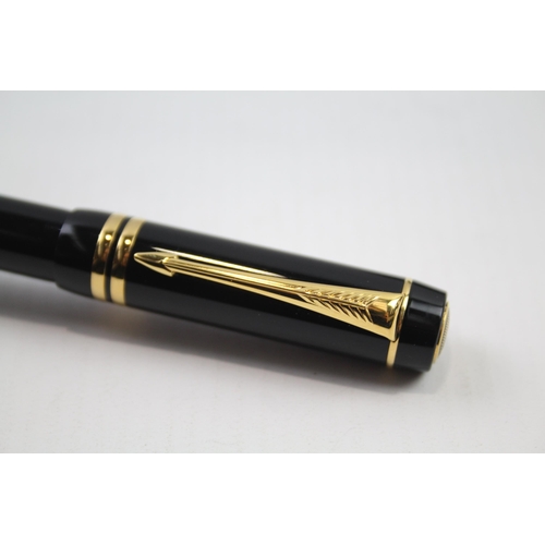 366 - PARKER Duofold Black Lacquer Rollerball Pen WRITING In Original Box