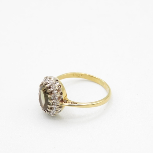 385 - 18ct Gold andalusite and diamond ring size M (3.2g)