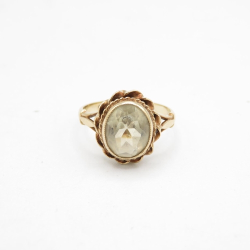 389 - 9ct Gold citrine ring size O (3.2g)