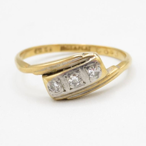 144 - 18ct gold vintage platinum set diamond ring (2.4g) Size  M