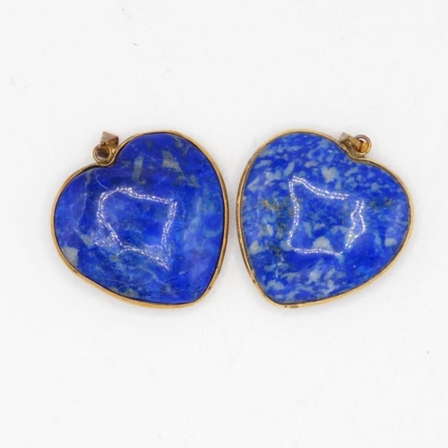 69 - 2x 9ct gold heart shaped lapis pendants (12.6g)