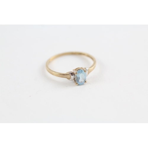 102 - 3 x 9ct gold sapphire, opal & blue paste rings inc. chevron & cluster (2.6g) Size  M + O + N