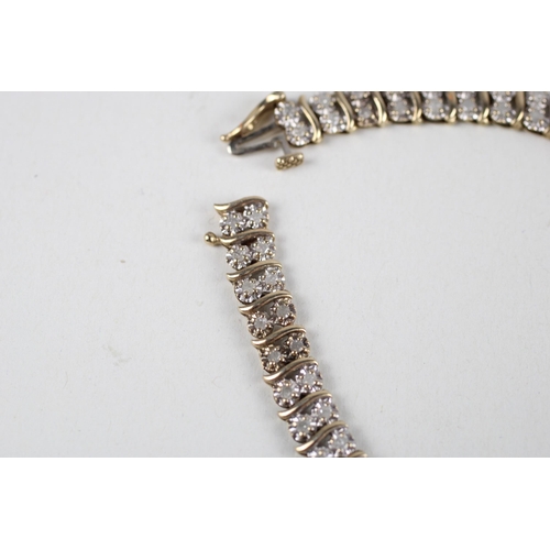 104 - 9ct gold diamond bracelet (9.7g)