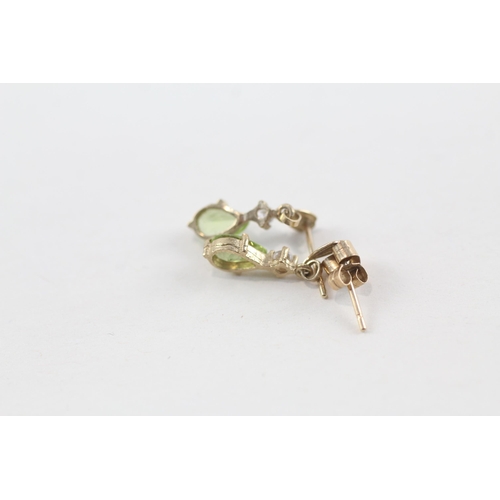 117 - 2x 9ct gold green & white gemstone drop earrings (1.5g)