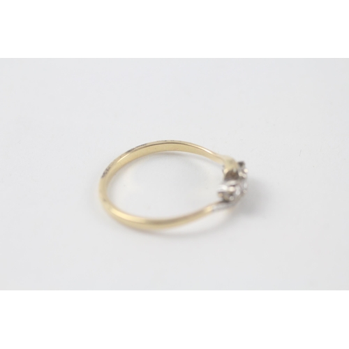 146 - 15ct gold diamond ring (2.9g) Size  T