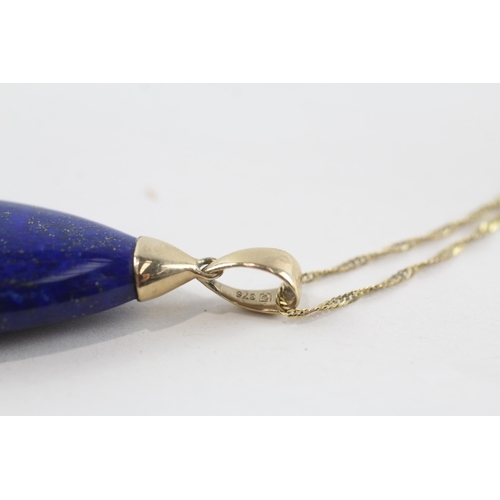 152 - 9ct gold lapis pendant & chain (11.4g)