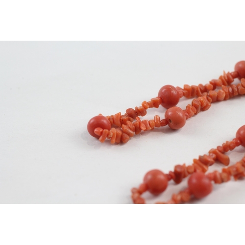 173 - 9ct gold coral necklace (14.8g)