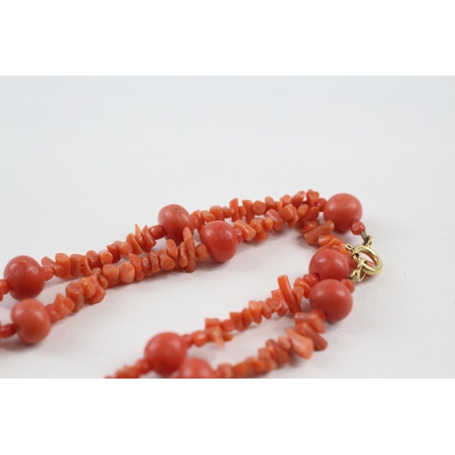 173 - 9ct gold coral necklace (14.8g)