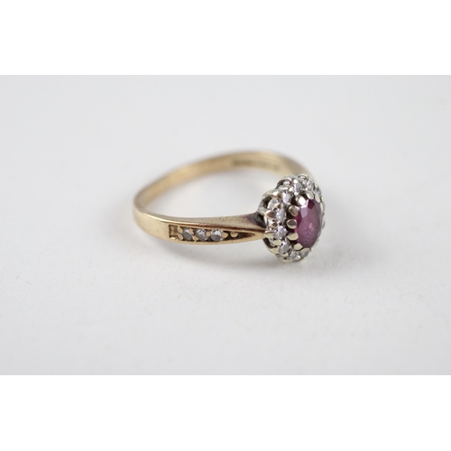 179 - 9ct gold ruby & diamond cluster ring (2.3g) Size  I