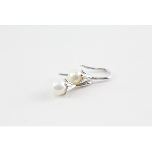 186 - 9ct white gold cultured pearl earrings (1.8g)