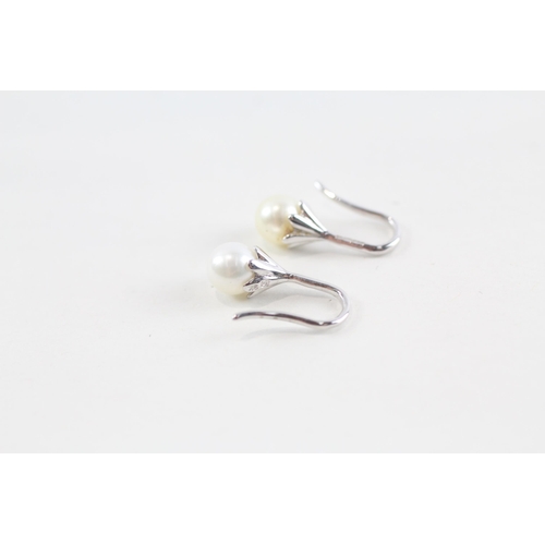 186 - 9ct white gold cultured pearl earrings (1.8g)