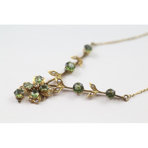 191 - 9ct gold green gemstone & seed pearl necklace (4.6g)