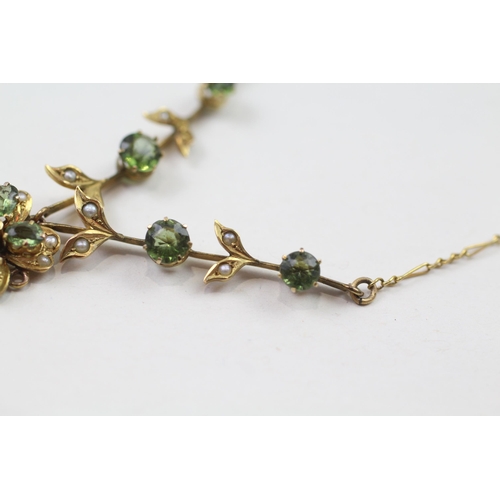 191 - 9ct gold green gemstone & seed pearl necklace (4.6g)