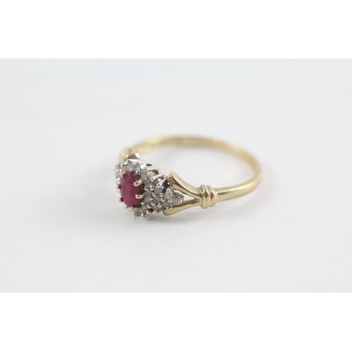 193 - 9ct gold ruby & diamond cluster ring (3g) Size  T 1/2