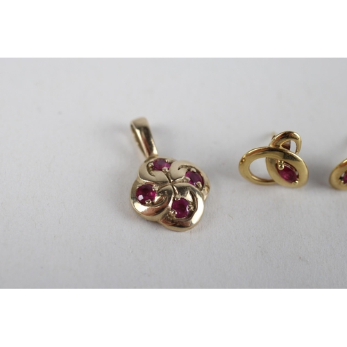 64 - 2 x 9ct gold ruby pendant & stud earrings (2.3g)