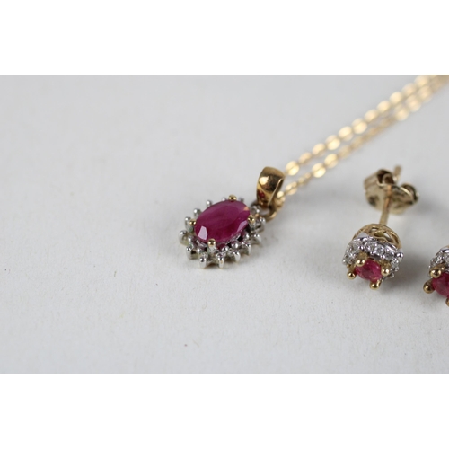 81 - 2x 9ct gold ruby & diamond cluster necklace & earring set (2.5g)