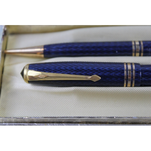 433 - Vintage CONWAY STEWART 58 Navy FOUNTAIN PEN w/ 14ct Gold Nib WRITING