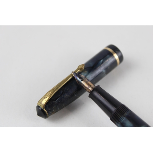 436 - Vintage CONWAY STEWART 15 Navy FOUNTAIN PEN w/ 14ct Gold Nib WRITING