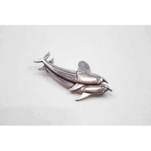 202 - Silver dolphin brooch by Georg Jensen (5g)