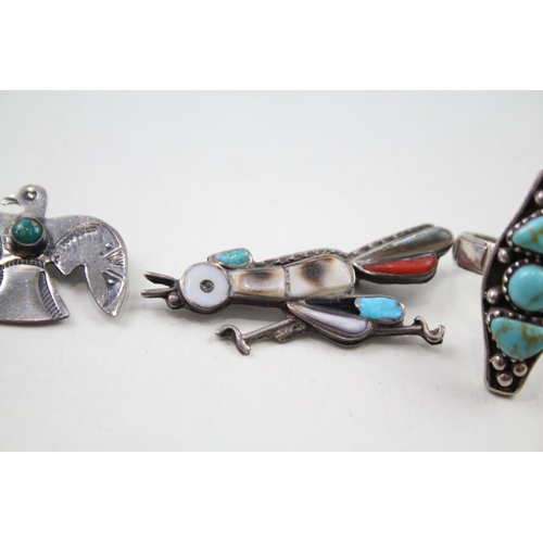 222 - A collection of silver Native American jewellery including Thunderbird (28g)