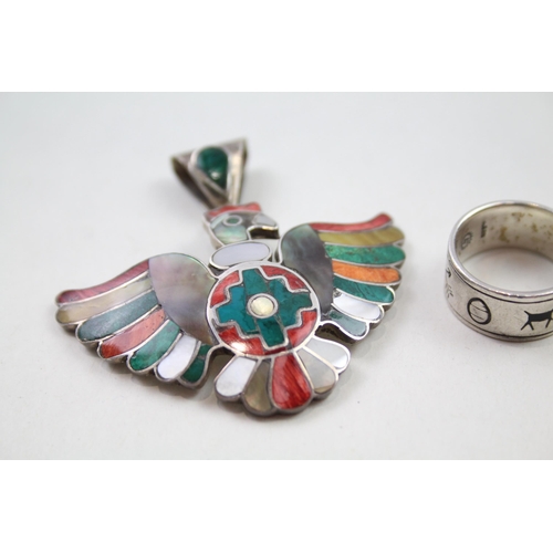 227 - A collection of silver Native American jewellery including Wilson & Caroly Niiha (26g)