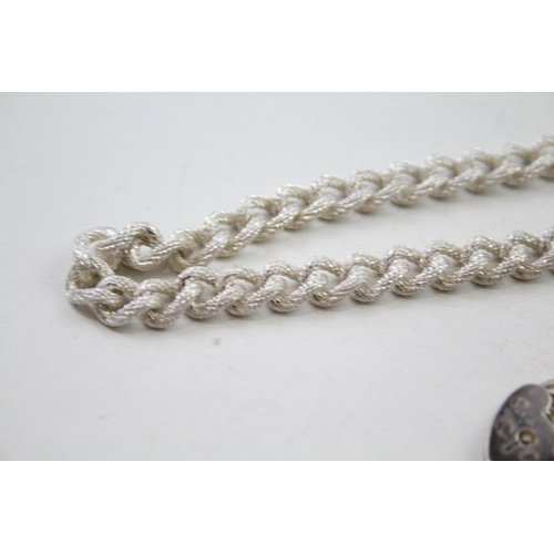 157 - Silver textured curb link necklace and bracelet set (74g)