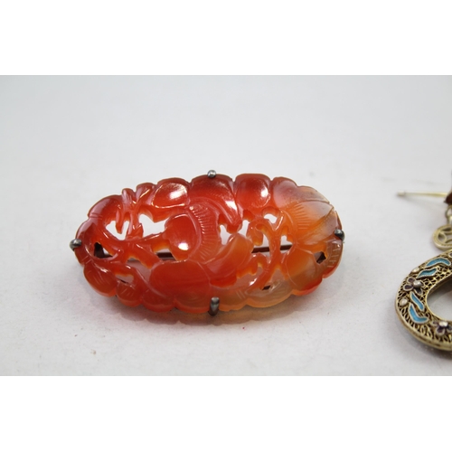 189 - Silver Chinese export brooch and earrings including Carnelian (14g)