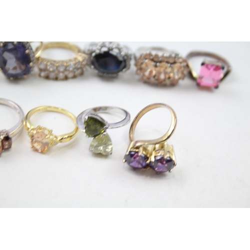 190 - A collection of silver CZ & gemstone rings (53g)